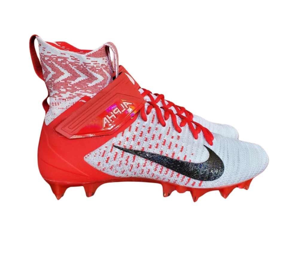 Nike Alpha shops Menace Elite 2 Football